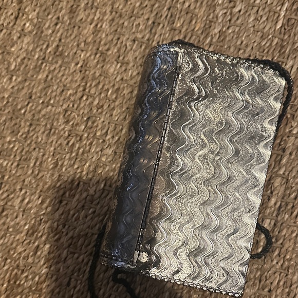 Vintage box Silver Clutch with Chain Strap 1940’s??? - Picture 4 of 8